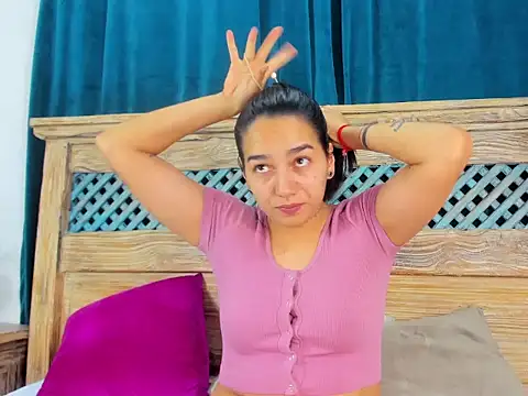 Snapshot of Chelsea_Russell01 chatting on 21, 11, 2025 Chelsea Russell01 online show from 21, 11, 2025