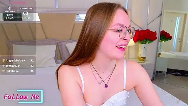 MadisonSmitt online show from 21, 3, 2026