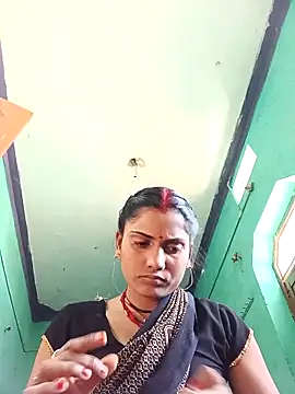 Snapshot of Pushpa_hotty chatting on 14, 4, 2026 Pushpa hotty online show from 14, 4, 2026