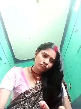 Snapshot of Pushpa_hotty chatting on 16, 4, 2026 Pushpa hotty online show from 16, 4, 2026