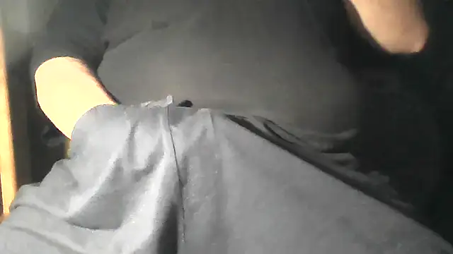 Snapshot of bigcumfrench chatting on 9, 5, 2026 bigcumfrench online show from 9, 5, 2026