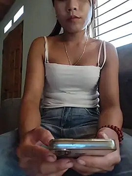 Snapshot of gugu0022 chatting on 7, 7, 2026 gugu0022 online show from 7, 7, 2026