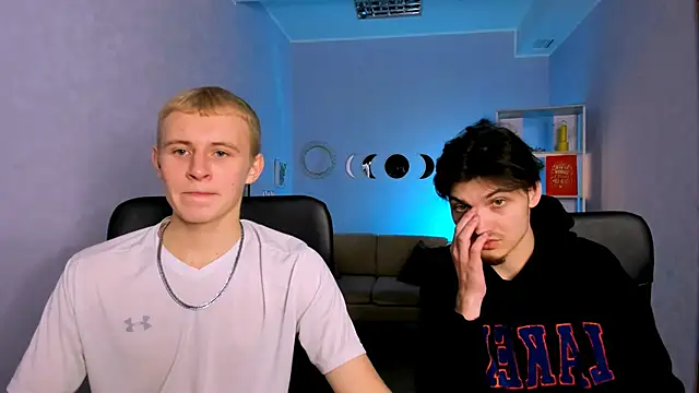 Snapshot of rafael_bien chatting on 22, 12, 2025 rafael bien online show from 22, 12, 2025