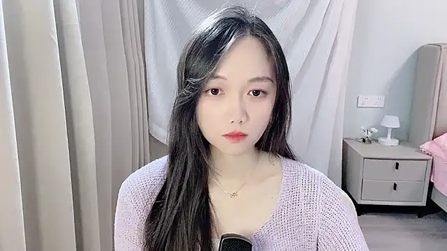 Snapshot of BoiI2u chatting on 24, 11, 2025 BoiI2u online show from 24, 11, 2025