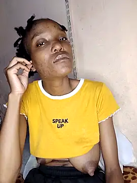 Beverlygurlx6 online show from 3, 3, 2026