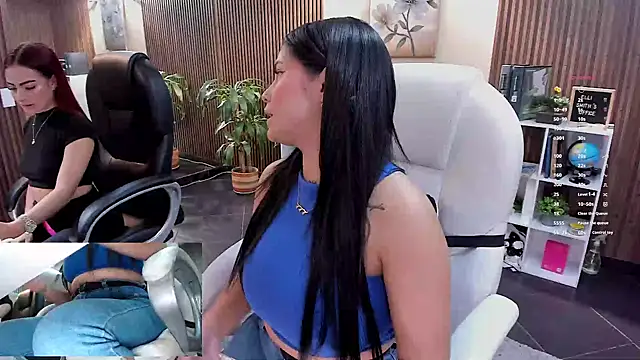 ElliSmith online show from 1, 12, 2025