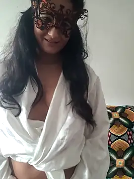 Snapshot of cameleonix18 chatting on 19, 11, 2025 cameleonix18 online show from 19, 11, 2025