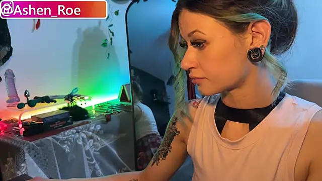 AshenRoe online show from 21, 4, 2026