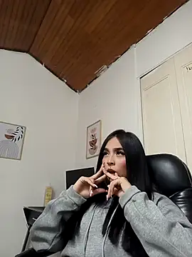 Snapshot of Irina_Fernandez chatting on 14, 11, 2025 Irina Fernandez online show from 14, 11, 2025