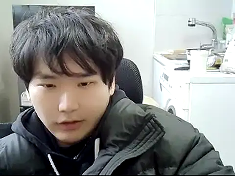 Snapshot of nbvmmbr chatting on 1, 3, 2026 nbvmmbr online show from 1, 3, 2026