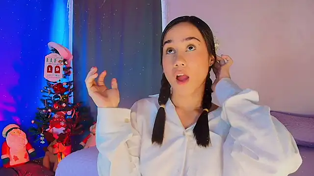 Snapshot of lizzy_kane chatting on 22, 12, 2025 lizzy kane online show from 22, 12, 2025