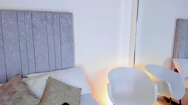 Martina 077 online show from 23, 2, 2026