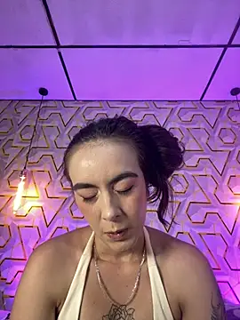 Snapshot of MelanyyJhonson15 chatting on 10, 7, 2026 MelanyyJhonson15 online show from 10, 7, 2026