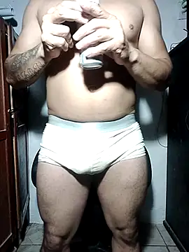 Snapshot of nicolssssssssss chatting on 17, 11, 2025 nicolssssssssss online show from 17, 11, 2025