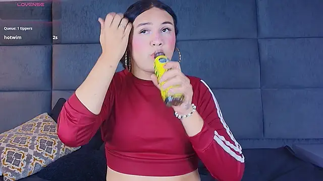 Tefanny hot online show from 15, 1, 2026