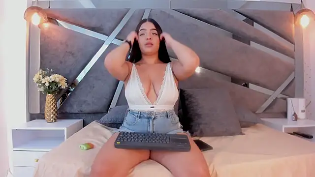 Snapshot of Sammy_Gomez_ chatting on 20, 11, 2025 Sammy Gomez online show from 20, 11, 2025