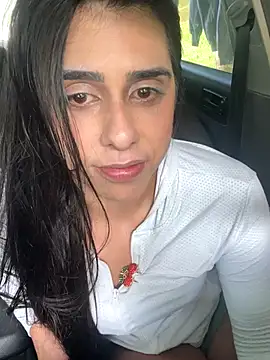 Snapshot of Monahliza chatting on 28, 11, 2025 Monahliza online show from 28, 11, 2025