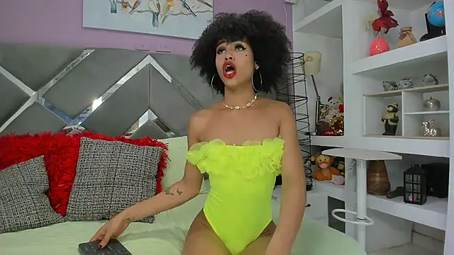 Zaira sofiaa online show from 2, 6, 2026