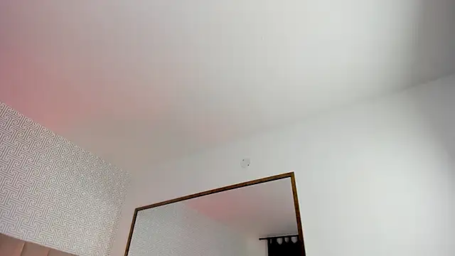 Sasha Wolff online show from 5, 3, 2026