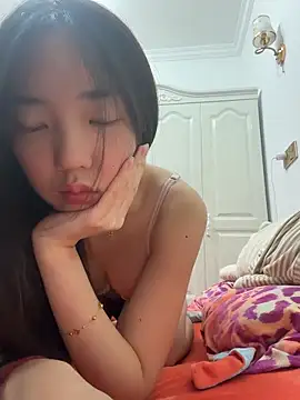 TinyBabe online show from 5, 4, 2026