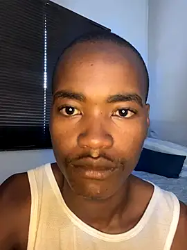 Snapshot of Boytoy_BigD chatting on 13, 11, 2025 Boytoy BigD online show from 13, 11, 2025