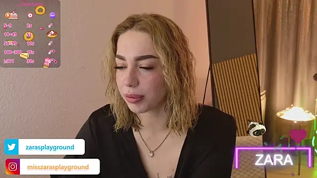 Snapshot of ZarasPlayground chatting on 18, 4, 2026 ZarasPlayground online show from 18, 4, 2026
