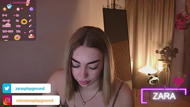Snapshot of ZarasPlayground chatting on 20, 4, 2026 ZarasPlayground online show from 20, 4, 2026
