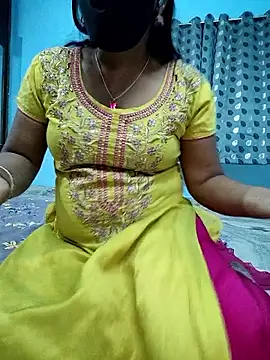 mahalaxmi teluguammai online show from 23, 12, 2025