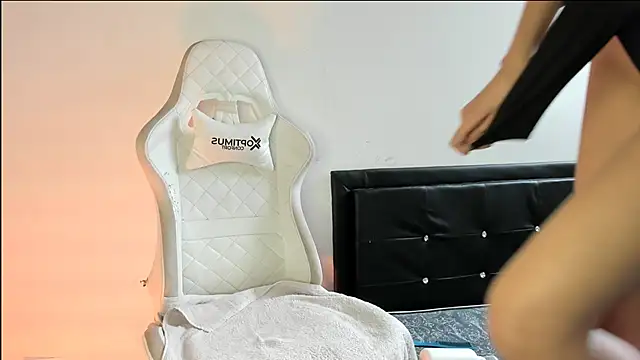 nicolvibes 212 online show from 19, 12, 2025