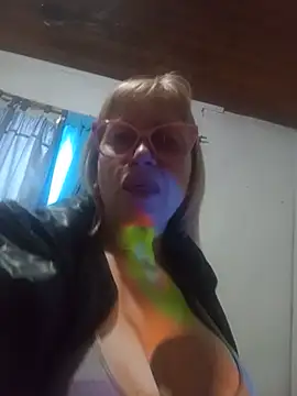 SexyMilf1211 online show from 14, 6, 2026