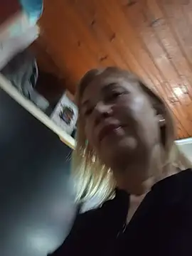 SexyMilf1211 online show from 25, 6, 2026
