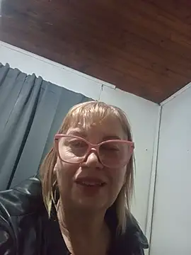 SexyMilf1211 online show from 4, 7, 2026