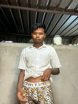 Snapshot of banty05 chatting on 26, 11, 2025 banty05 online show from 26, 11, 2025