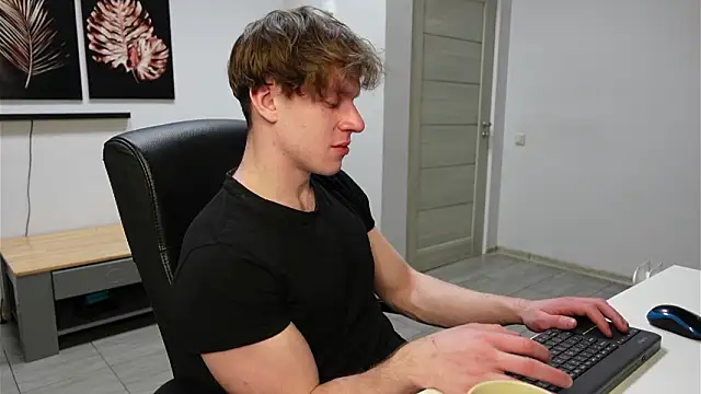 Charles Dreams online show from 13, 2, 2026