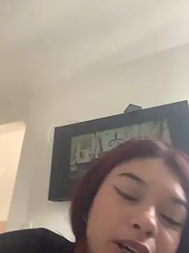 catalinaruiz  online show from 9, 4, 2026