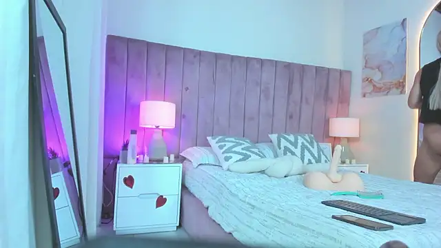 Valentino moretti online show from 19, 2, 2026