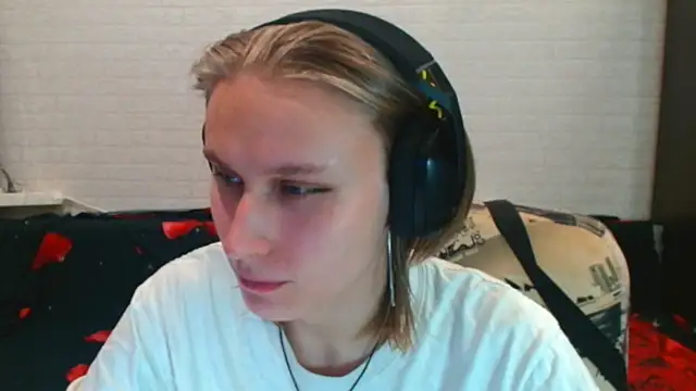 Snapshot of VerucaHalston chatting on 20, 11, 2025 VerucaHalston online show from 20, 11, 2025