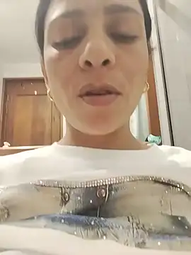 Snapshot of Queen_evaluna chatting on 22, 5, 2026 Queen evaluna online show from 22, 5, 2026