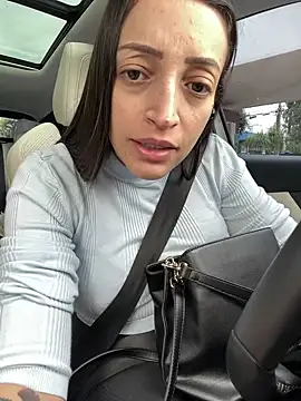 Snapshot of BelleRune chatting on 21, 3, 2025 BelleRune online show from 21, 3, 2025