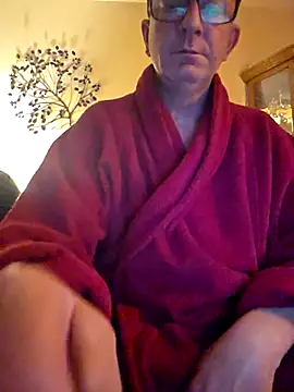 Snapshot of longsmooth4u chatting on 28, 3, 2026 longsmooth4u online show from 28, 3, 2026