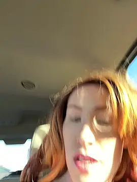 Snapshot of desertdaisee chatting on 18, 12, 2025 desertdaisee online show from 18, 12, 2025