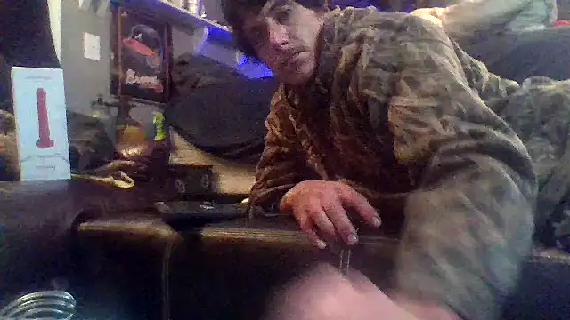 Snapshot of dickencidr chatting on 29, 4, 2026 dickencidr online show from 29, 4, 2026