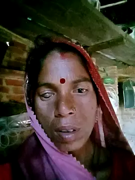 Snapshot of Savina_baby chatting on 15, 12, 2025 Savina baby online show from 15, 12, 2025