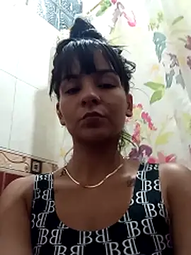 Snapshot of dulce-chica9-2 chatting on 15, 12, 2025 dulce-chica9-2 online show from 15, 12, 2025