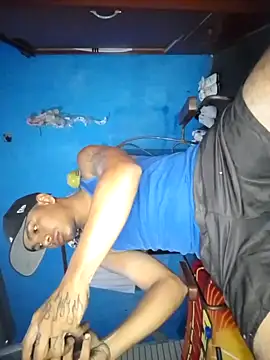 Snapshot of Max_hotsexy chatting on 18, 11, 2025 Max hotsexy online show from 18, 11, 2025