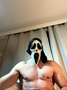 Snapshot of Luna_MaskedMan chatting on 30, 11, 2025 Luna MaskedMan online show from 30, 11, 2025