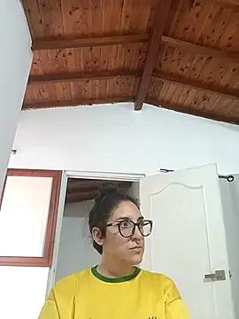 Snapshot of Melinerd chatting on 19, 11, 2025 Melinerd online show from 19, 11, 2025