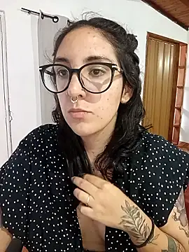 Snapshot of Melinerd chatting on 26, 11, 2025 Melinerd online show from 26, 11, 2025