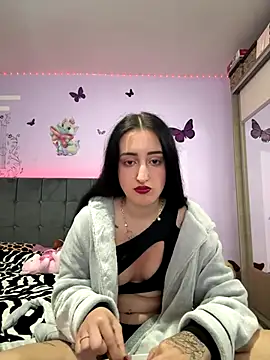 Snapshot of elenaalena chatting on 13, 12, 2025 elenaalena online show from 13, 12, 2025