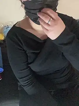 Snapshot of -Kotone- chatting on 16, 11, 2025 -Kotone- online show from 16, 11, 2025